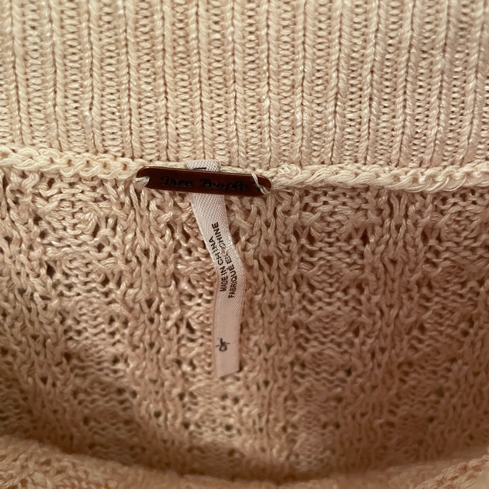 Free People Crazy in Love Ruffle Sweater, NWOT, L - Picture 2 of 3